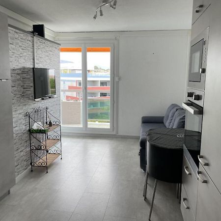 Bormes-Les-Mimosas - Appart 25M2 Avec Balcon - 4P 외부 사진