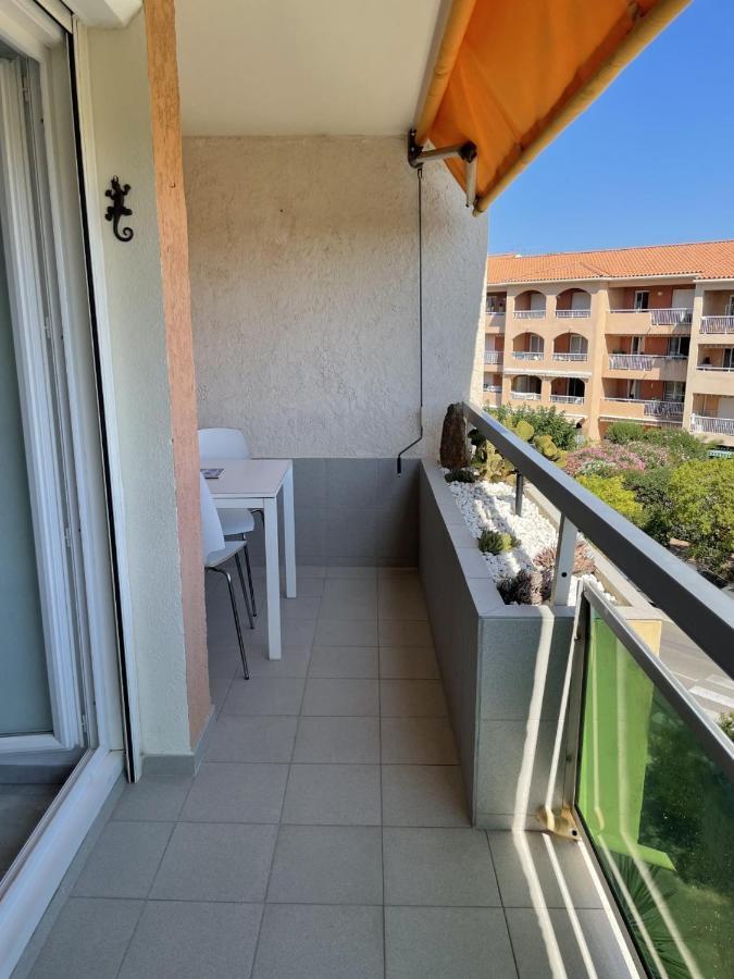 Bormes-Les-Mimosas - Appart 25M2 Avec Balcon - 4P 외부 사진
